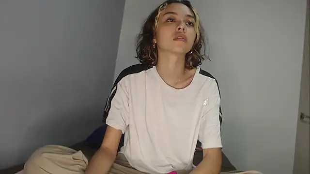 brisazanes online show from 11.16.25