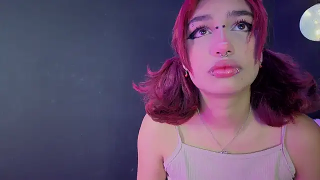 zoelight18 online show from 09.12.25