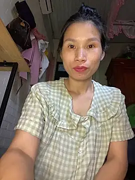 MinHiNi online show from 09.13.25