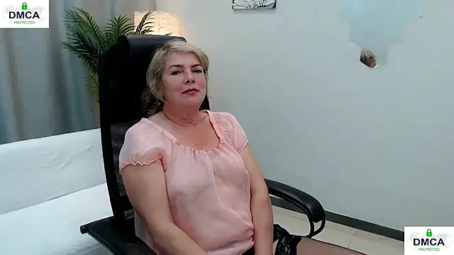 Snapshot of Pion_01 chatting on 06.25.26 Pion 01 online show from 06.25.26