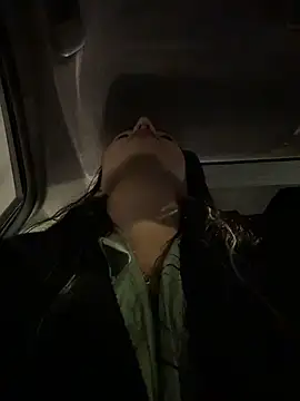 Ninabigtitied online show from 12.01.25