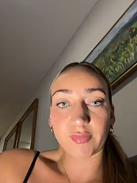 Ninabigtitied online show from 03.08.26