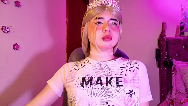 Snapshot of SaKuryTa_9 chatting on 09.15.25 SaKuryTa 9 online show from 09.15.25