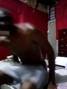 Snapshot of Steehood chatting on 11.20.25 Steehood online show from 11.20.25