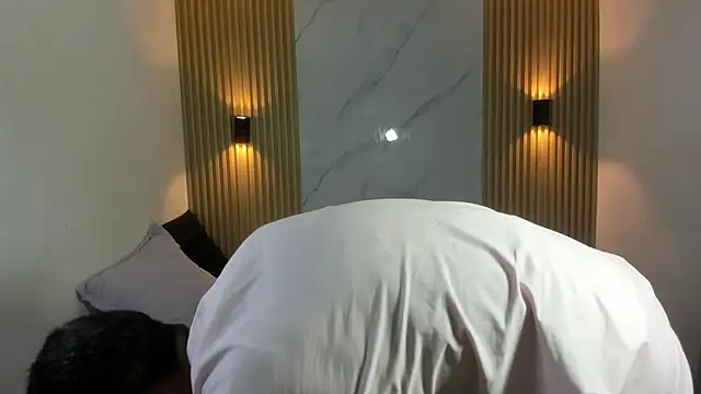 Snapshot of BILLY_JAMEES chatting on 11.29.25 BILLY JAMEES online show from 11.29.25