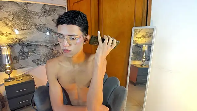 Snapshot of BILLY_JAMEES chatting on 01.11.26 BILLY JAMEES online show from 01.11.26