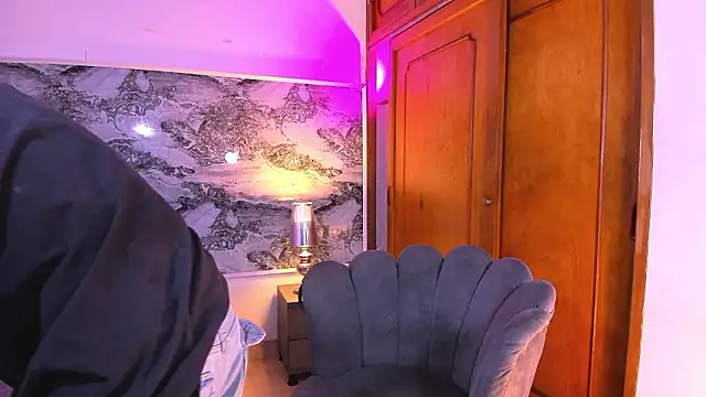 Snapshot of BILLY_JAMEES chatting on 02.01.26 BILLY JAMEES online show from 02.01.26