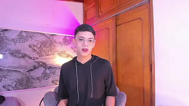 Snapshot of BILLY_JAMEES chatting on 02.06.26 BILLY JAMEES online show from 02.06.26