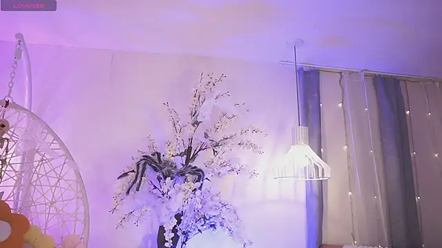 JadeSummerr online show from 10.07.25