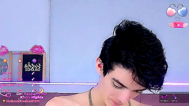 Baby FenixTS online show from 12.19.25