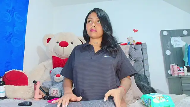 Melanyy Miller online show from 02.04.26