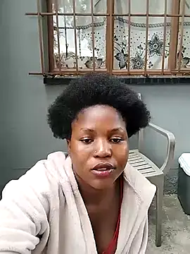 SweetHoney21  online show from 10.05.25