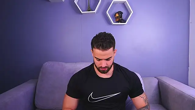 Snapshot of Paul_Phoenix chatting on 11.17.25 Paul Phoenix online show from 11.17.25