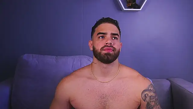 Snapshot of Paul_Phoenix chatting on 11.30.25 Paul Phoenix online show from 11.30.25