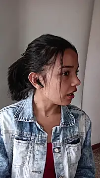 Snapshot of BelhaLawuo chatting on 10.23.25 BelhaLawuo online show from 10.23.25