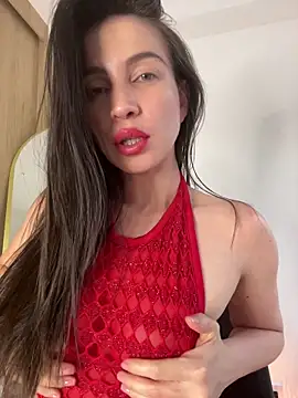 Snapshot of karinasantos_ chatting on 04.16.26 karinasantos online show from 04.16.26