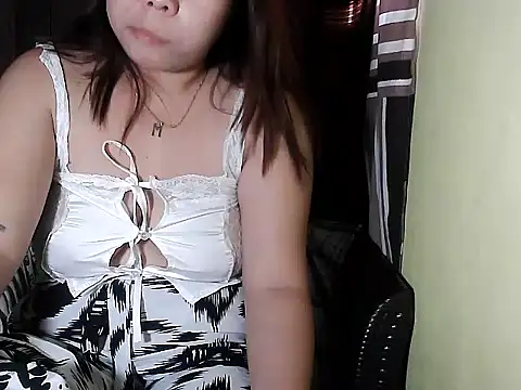 Snapshot of mimi15 chatting on 03.02.26 mimi15 online show from 03.02.26