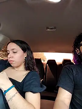 Snapshot of daddysgoodgrl215 chatting on 09.18.25 daddysgoodgrl215 online show from 09.18.25