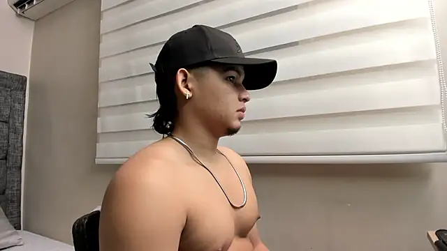 Riky Strong online show from 11.07.25