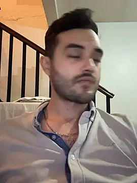 acmello83 online show from 04.18.26