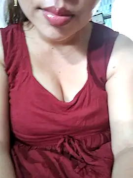 Snapshot of babyjunee12 chatting on 02.04.26 babyjunee12 online show from 02.04.26