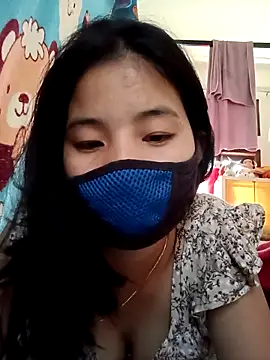 Snapshot of babyjunee12 chatting on 02.18.26 babyjunee12 online show from 02.18.26