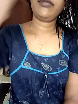 Snapshot of Tamil_kavinila chatting on 04.27.26 Tamil kavinila online show from 04.27.26