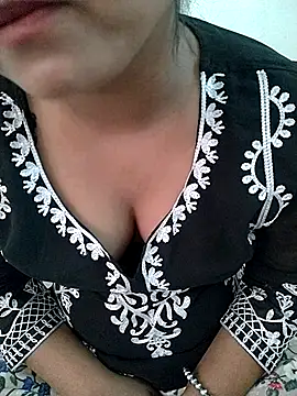 Kavya Rathore online show from 11.27.25