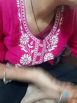 Snapshot of Naira-Tripathi chatting on 10.17.25 Naira-Tripathi online show from 10.17.25