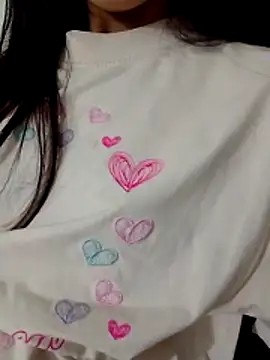 Snapshot of Desi_sara chatting on 11.03.25 Desi sara online show from 11.03.25