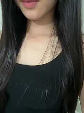 Snapshot of Desi_sara chatting on 05.23.26 Desi sara online show from 05.23.26