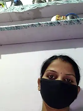 poojam93 online show from 11.04.25