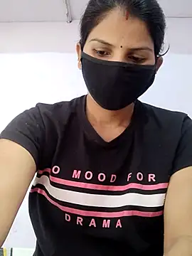 poojam93 online show from 11.19.25