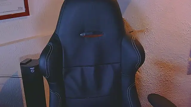 Lucien Gray  online show from 09.30.25