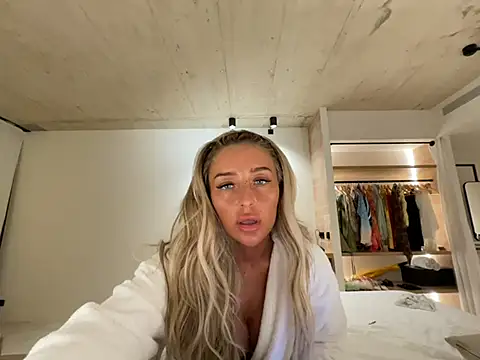 Laceyvipx online show from 05.26.26
