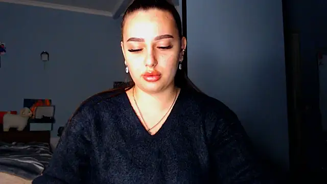 NikiWhite online show from 09.26.25