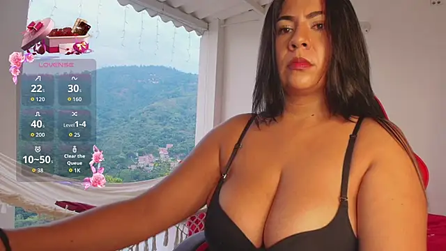 samanthahut1 online show from 04.04.26