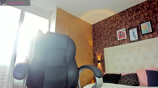 sweet  vanessa1 online show from 03.18.26