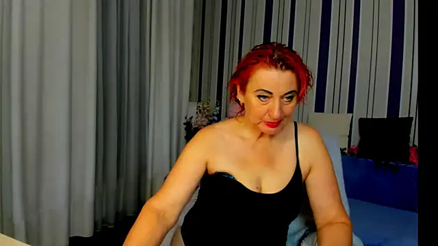 MilanaAlvis online show from 11.28.25