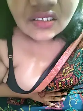 Snapshot of Swapna_Hyd chatting on 11.03.25 Swapna Hyd online show from 11.03.25