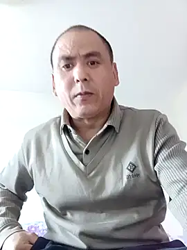 Snapshot of CWQ123 chatting on 10.21.25 CWQ123 online show from 10.21.25