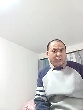 Snapshot of CWQ123 chatting on 10.28.25 CWQ123 online show from 10.28.25