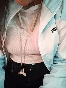 Neha Tyagi online show from 11.28.25