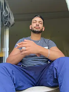 Snapshot of Gipsyboysteve chatting on 07.18.26 Gipsyboysteve online show from 07.18.26