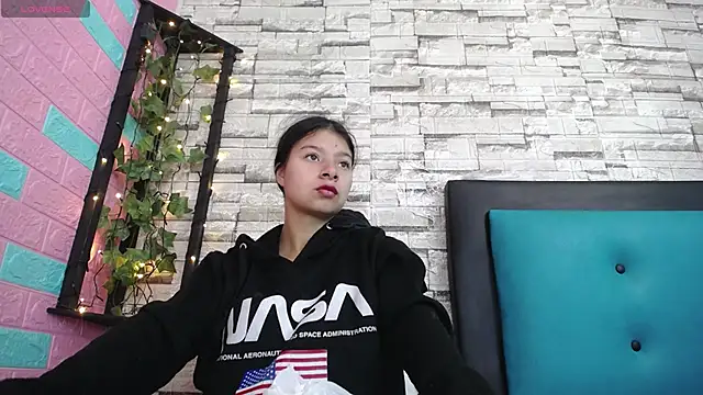 maily can online show from 11.20.25