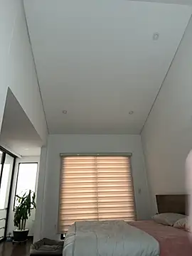 zoecams1 online show from 09.16.25