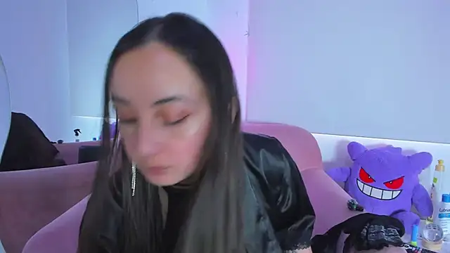 Snapshot of selene_swee chatting on 11.05.25 selene swee online show from 11.05.25