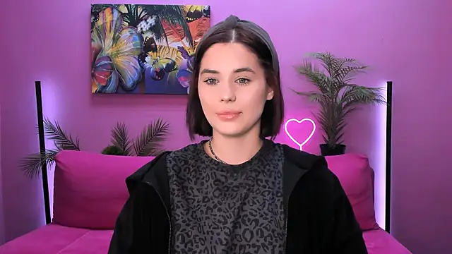 lil angel  online show from 10.27.25