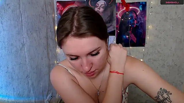 JuliaTopp  online show from 01.15.26