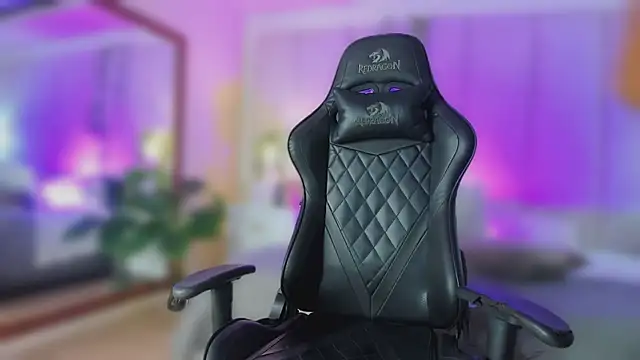 Snapshot of mia_rousse25 chatting on 01.16.26 mia rousse25 online show from 01.16.26